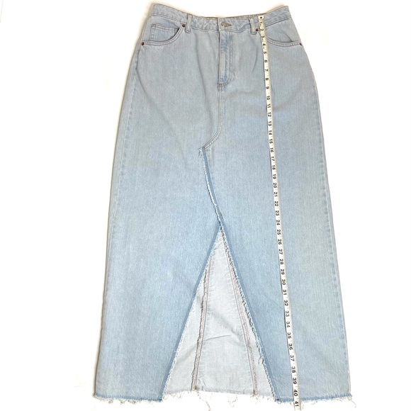TOPSHOP Raw Hem Denim Midaxi (mid maxi) Skirt - Picture 3 of 15